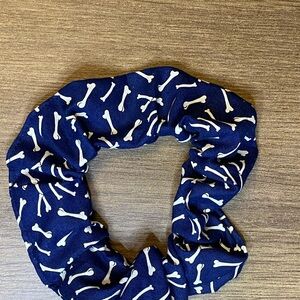 Handmade Glow-in-the-dark Hair Scrunchie